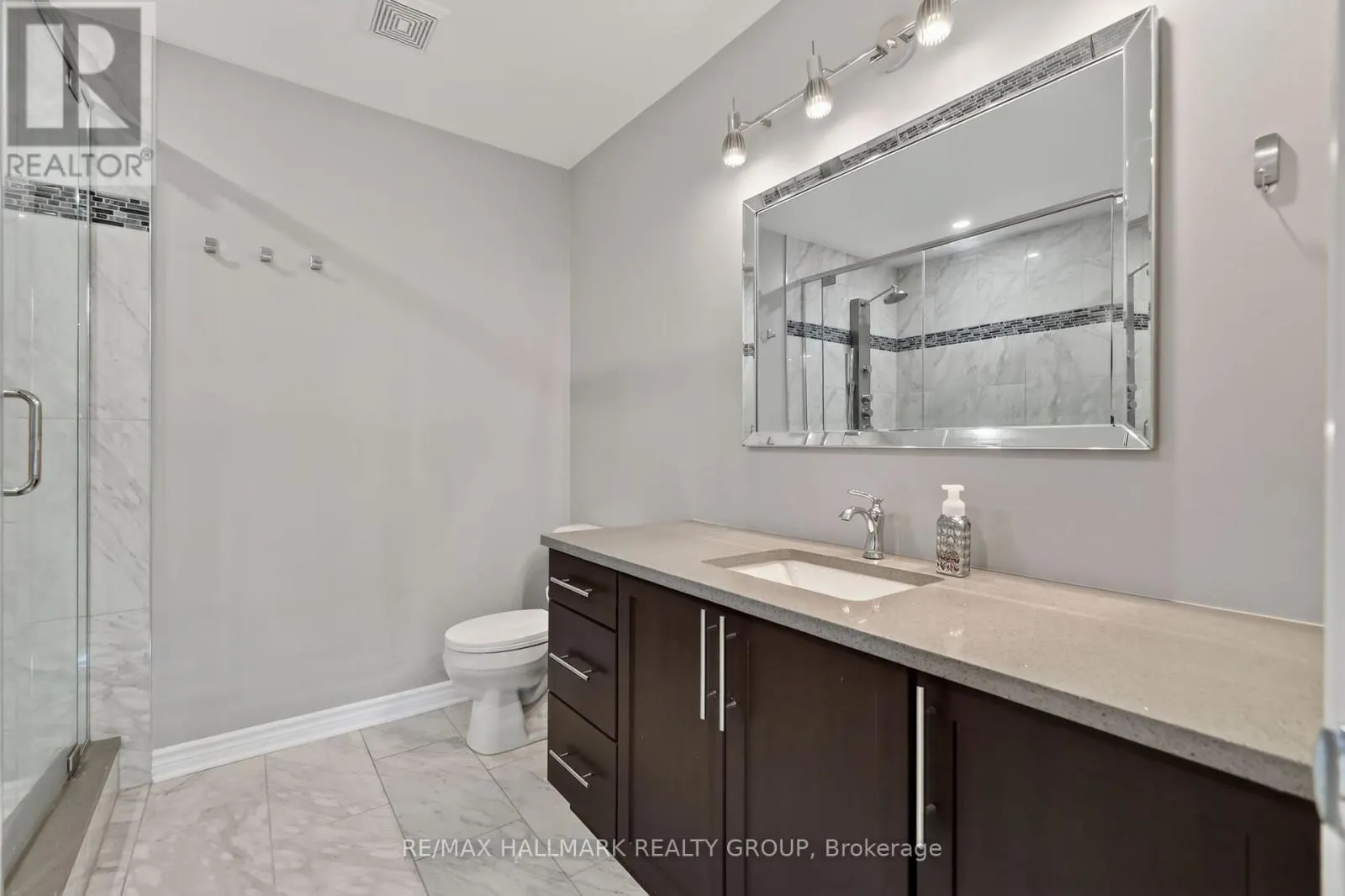 316 ALDWORTH PRIVATE