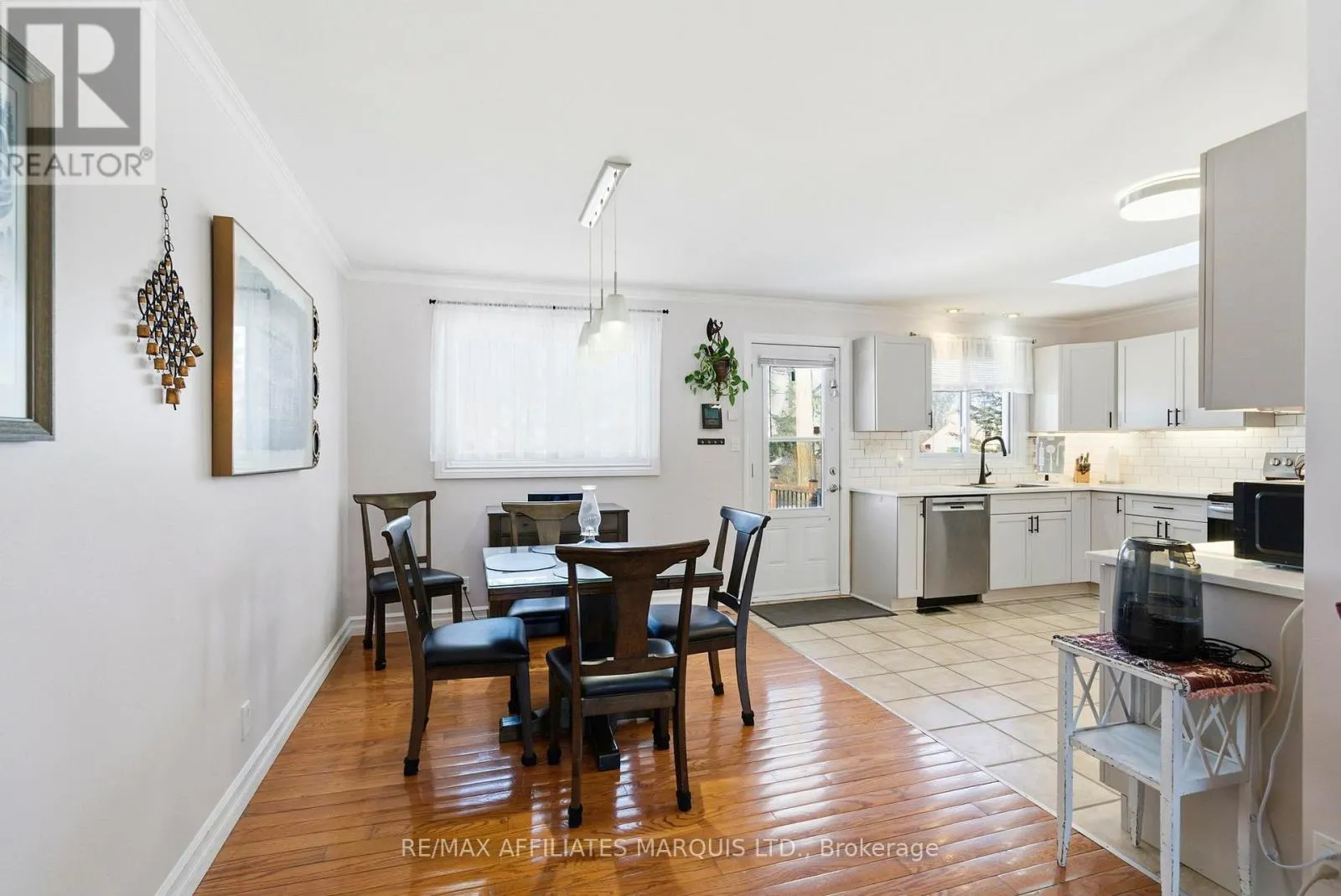 21 SPRUCE STREET