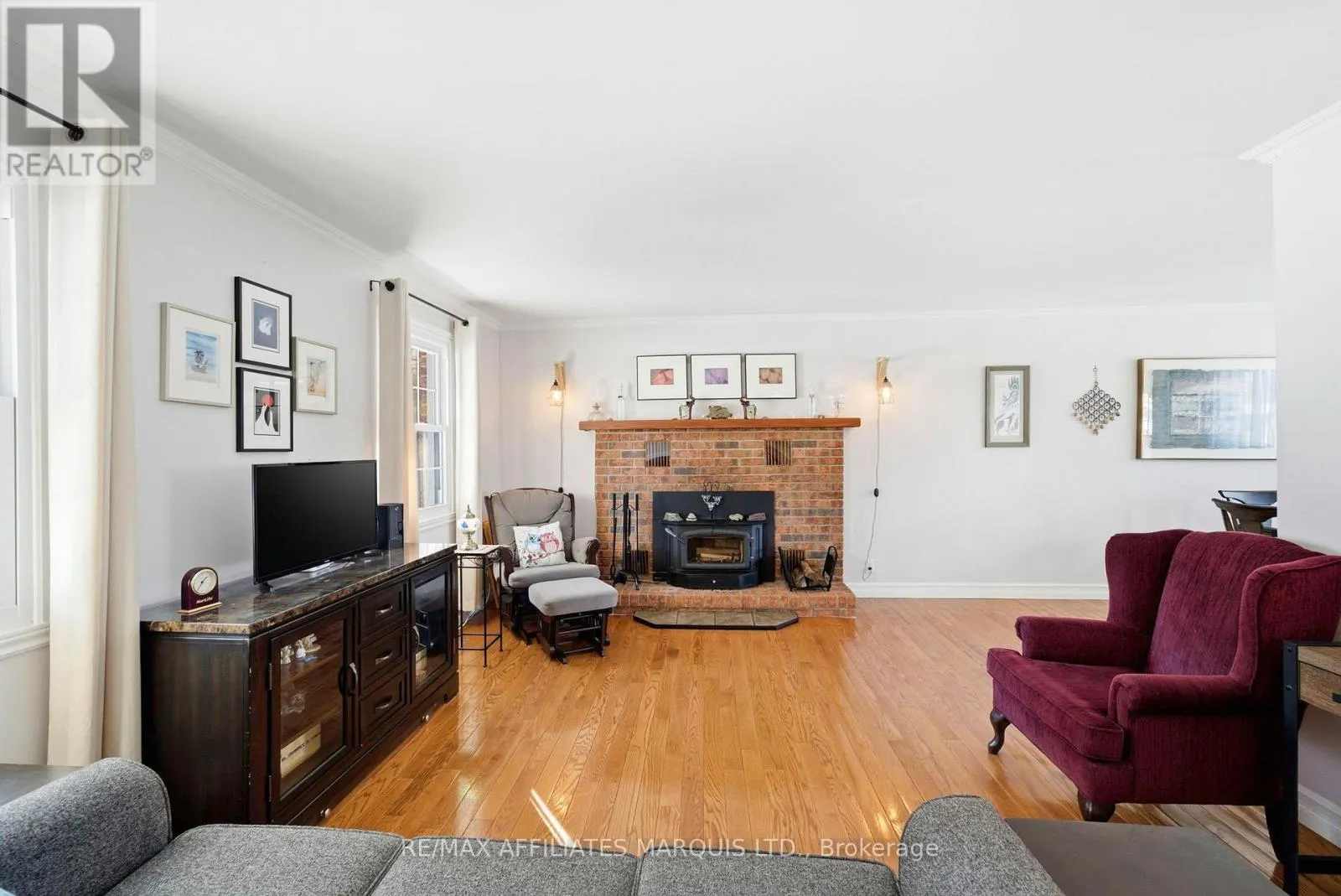 21 SPRUCE STREET