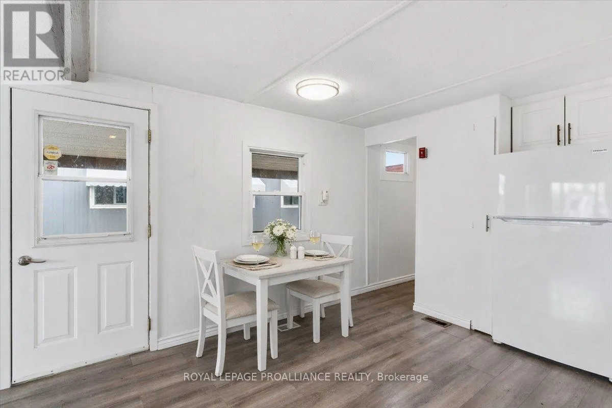 47 - 311 DUNDAS STREET E #47