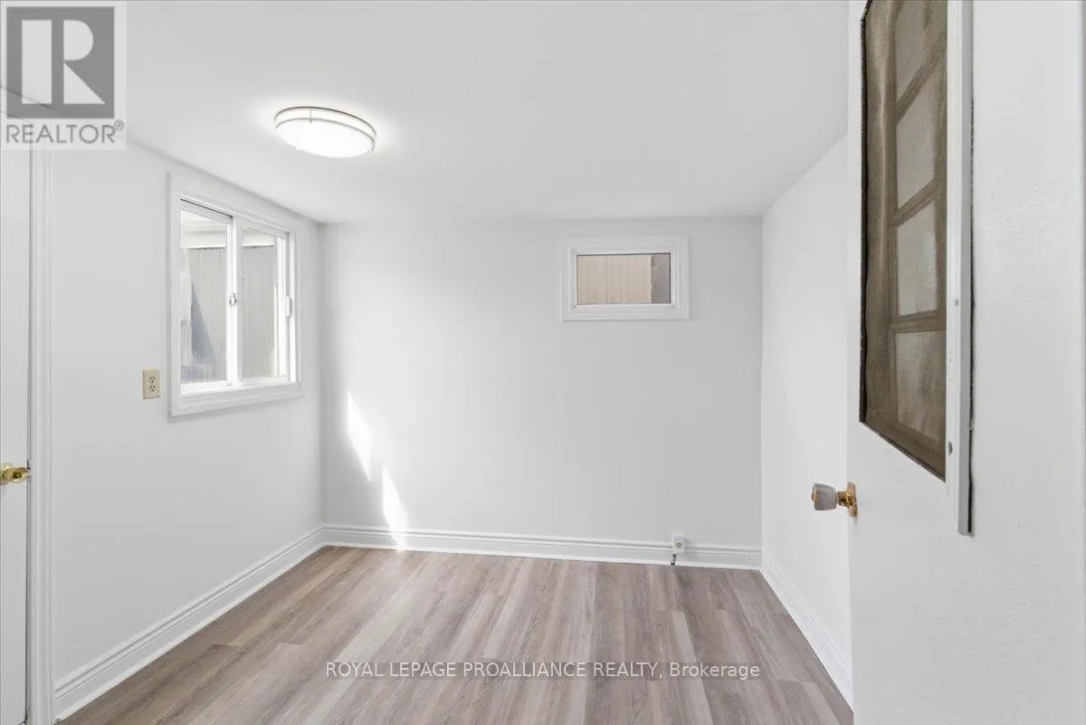47 - 311 DUNDAS STREET E #47