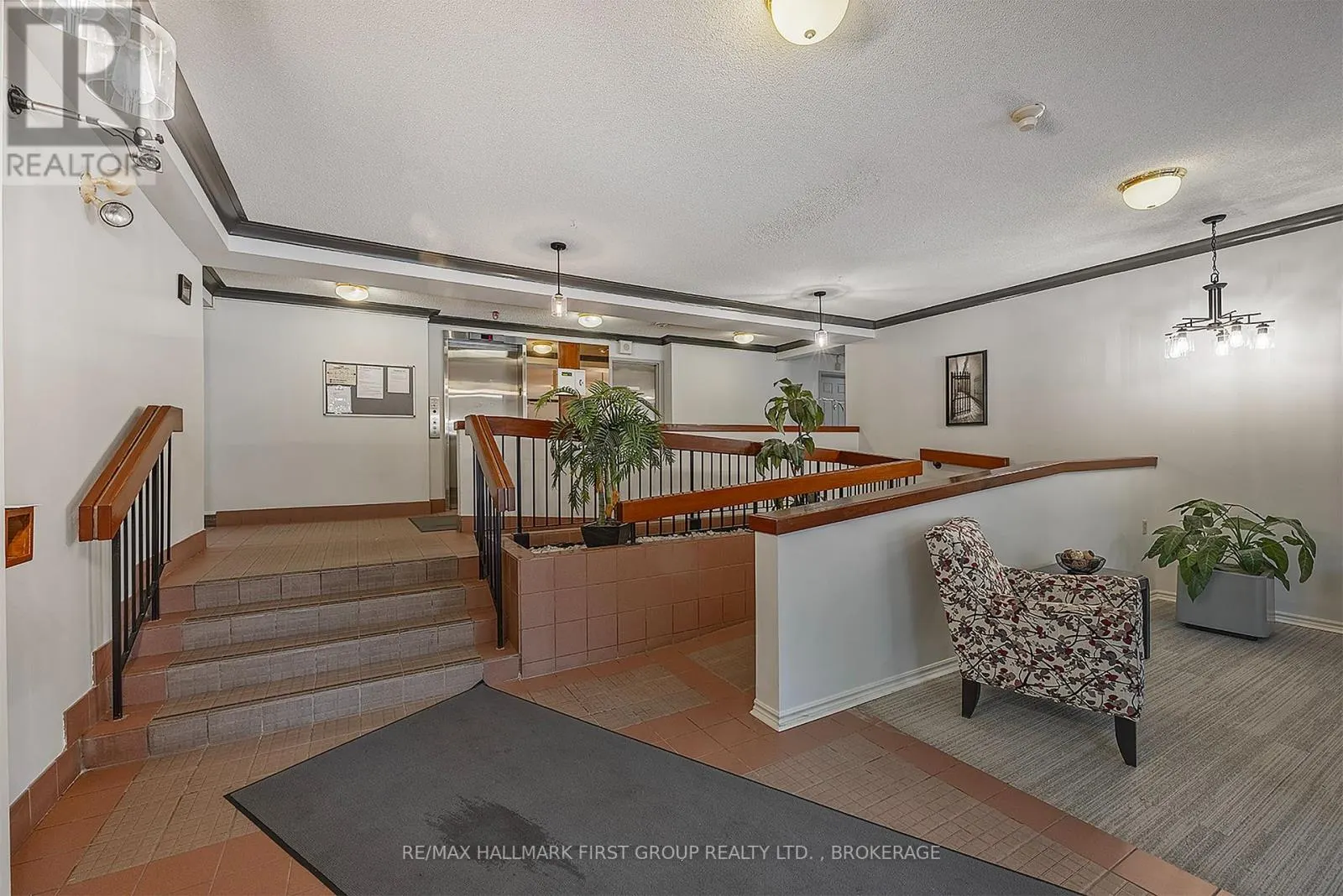 204 - 14 GREENVIEW DRIVE #204