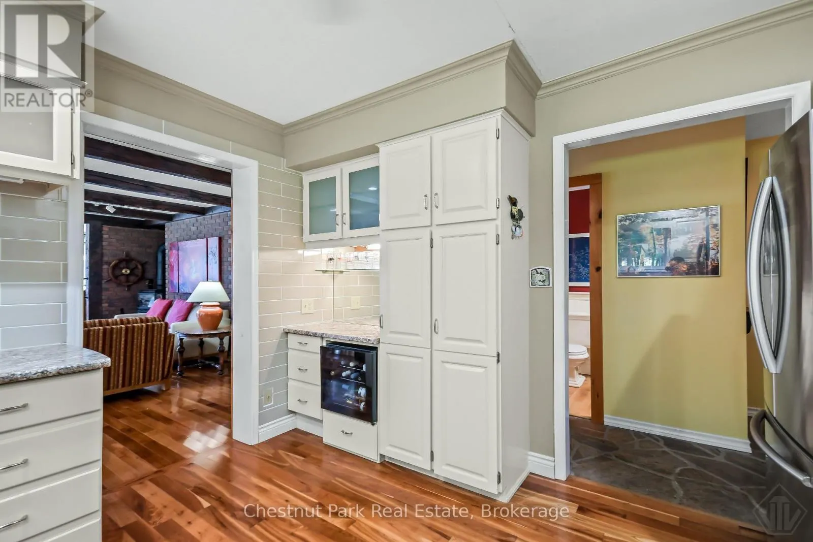 1019 MAPLEWOOD ROAD W