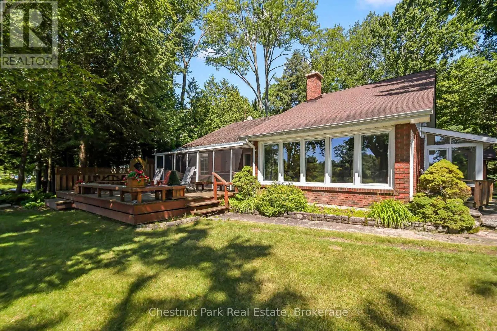 1019 MAPLEWOOD ROAD W