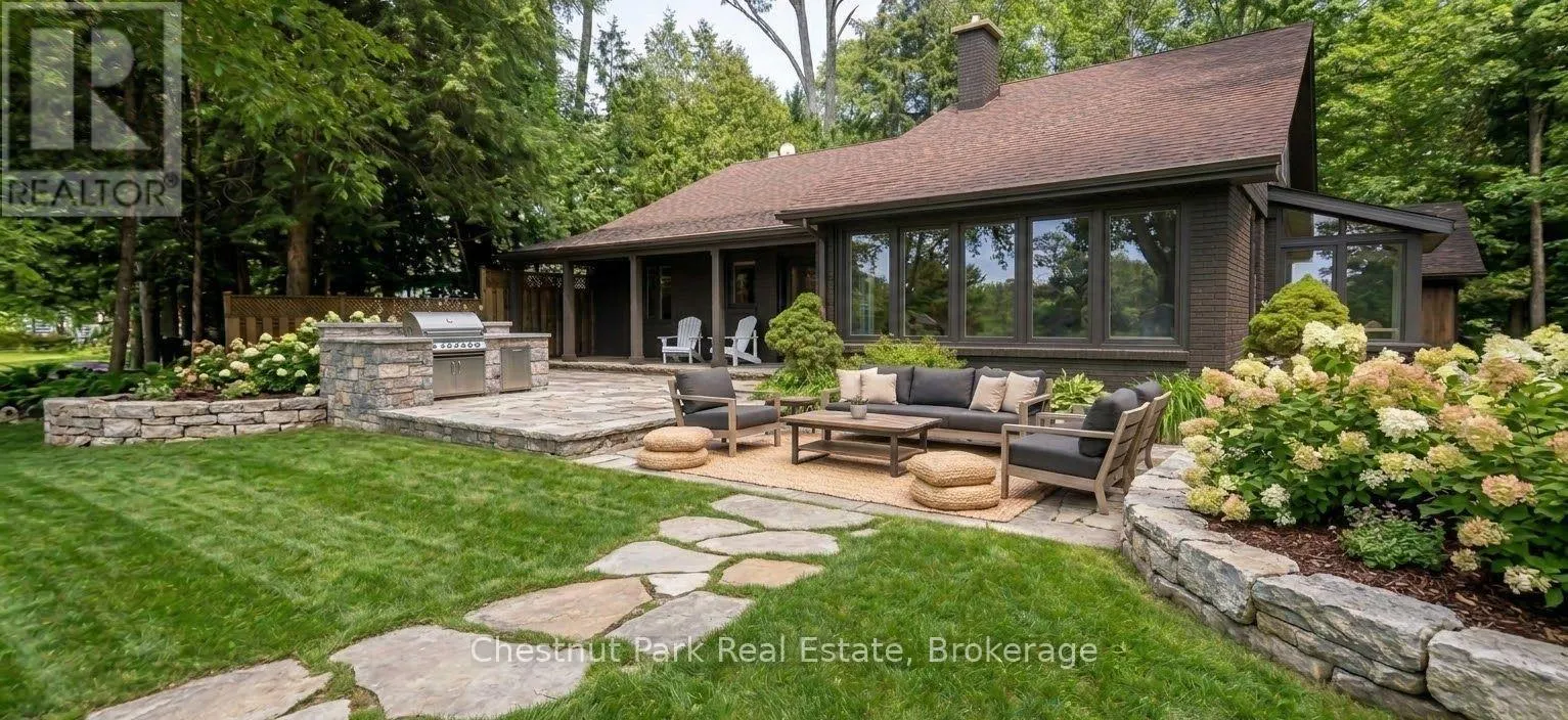 1019 MAPLEWOOD ROAD W