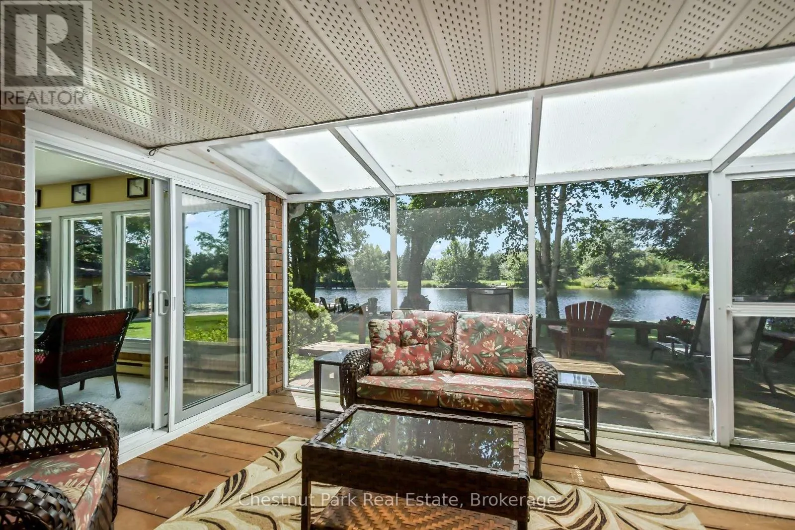1019 MAPLEWOOD ROAD W
