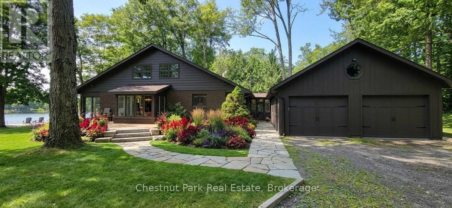 1019 MAPLEWOOD ROAD W