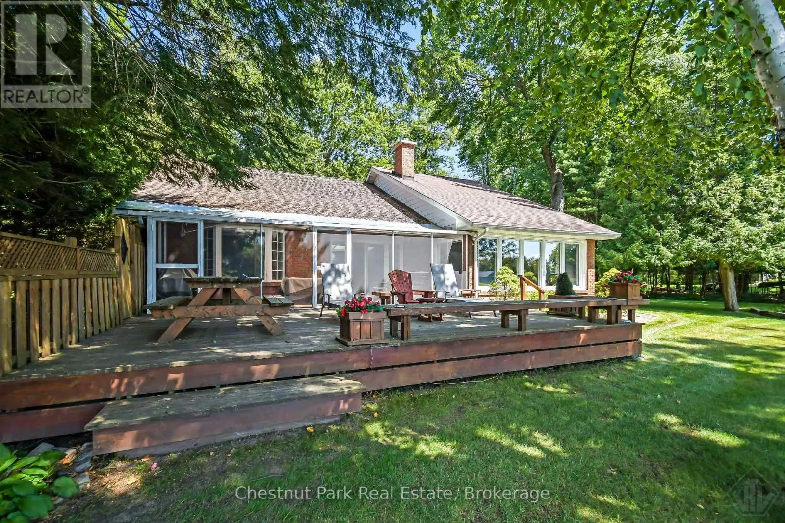 1019 MAPLEWOOD ROAD W