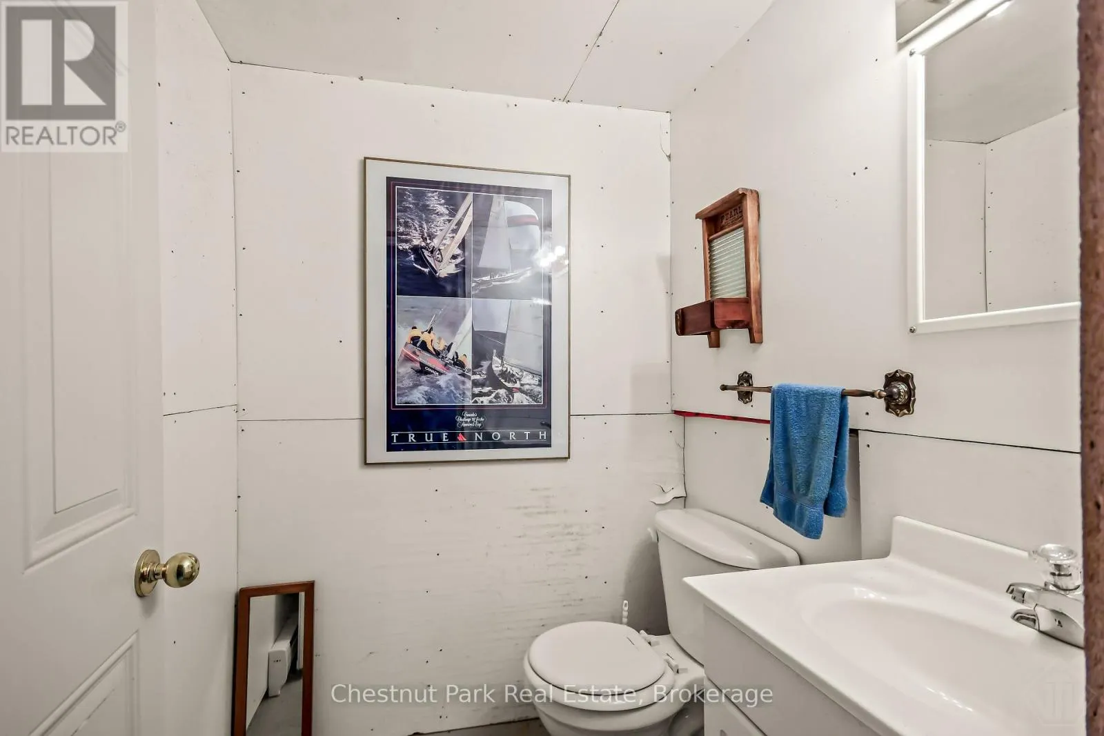 1019 MAPLEWOOD ROAD W