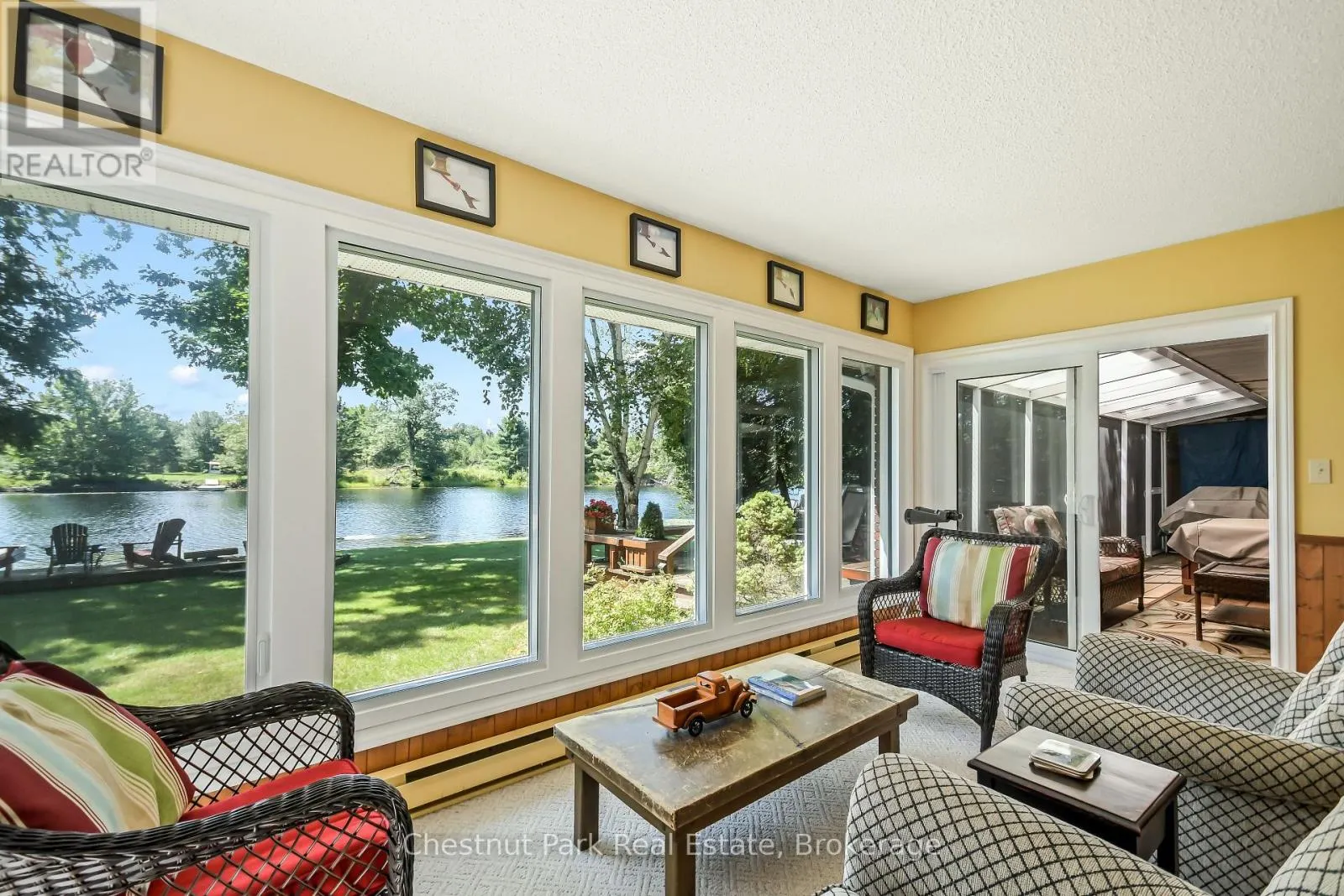 1019 MAPLEWOOD ROAD W