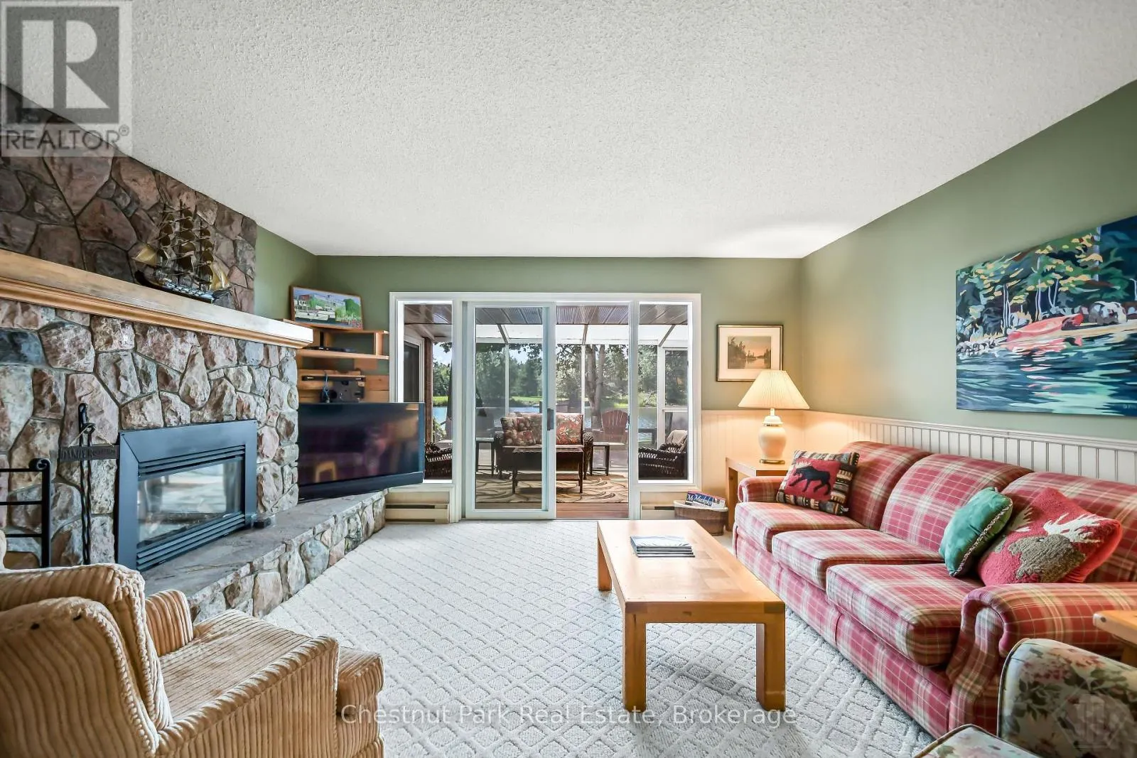 1019 MAPLEWOOD ROAD W