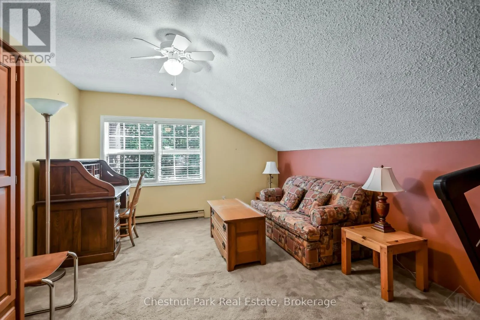 1019 MAPLEWOOD ROAD W