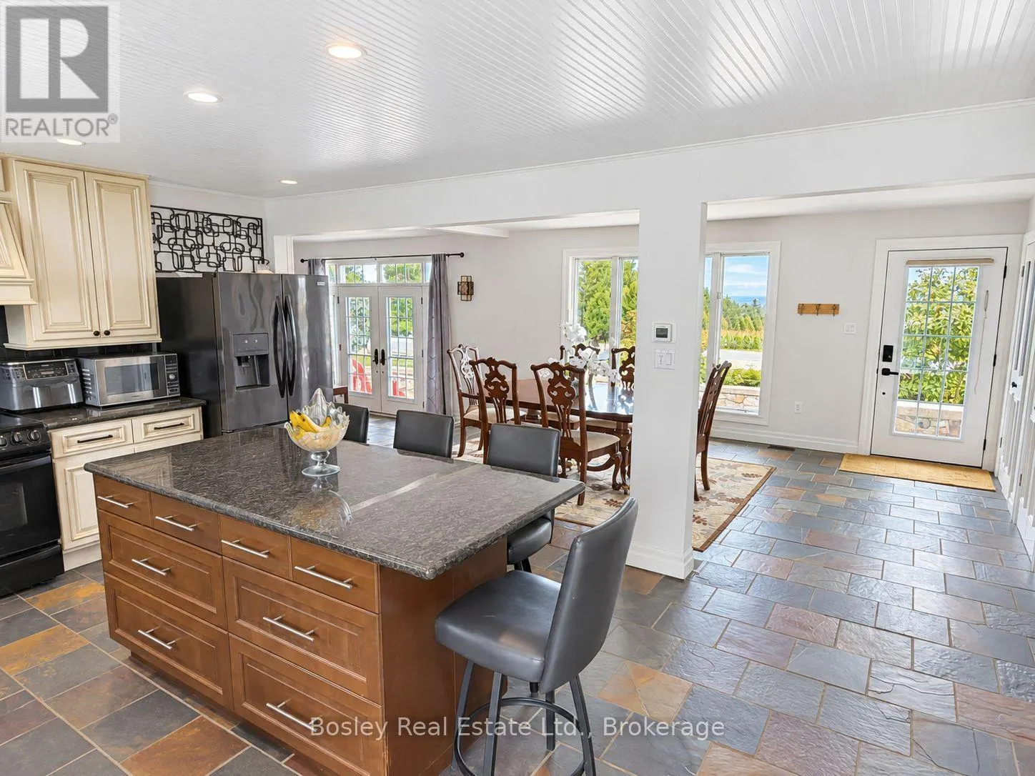 357190 THE BLUE MOUNTAIN MEAFORD TOWNLINE