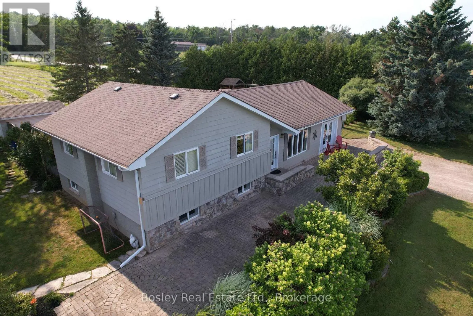 357190 THE BLUE MOUNTAIN MEAFORD TOWNLINE
