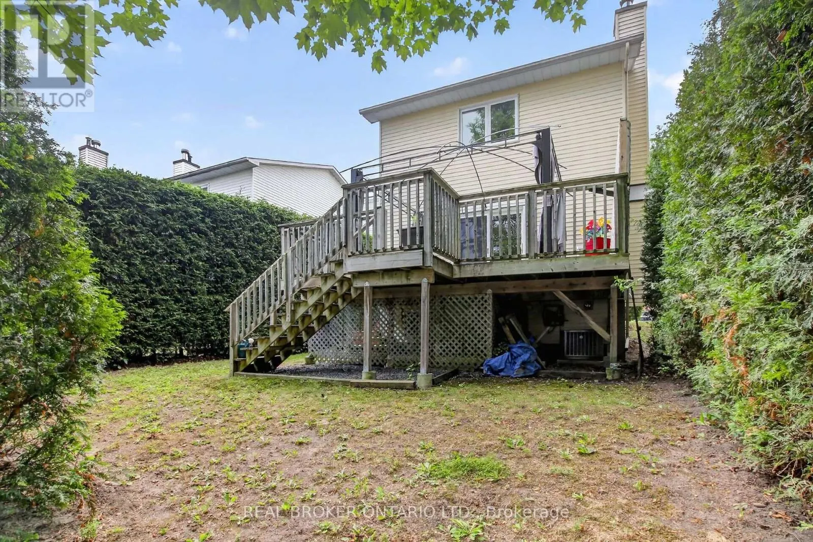 25 MORESBY DRIVE