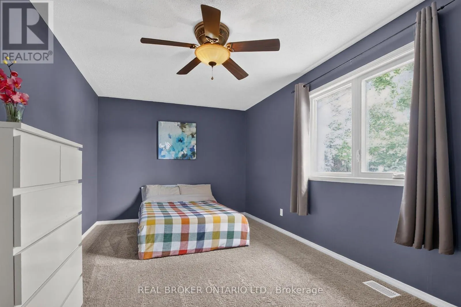25 MORESBY DRIVE