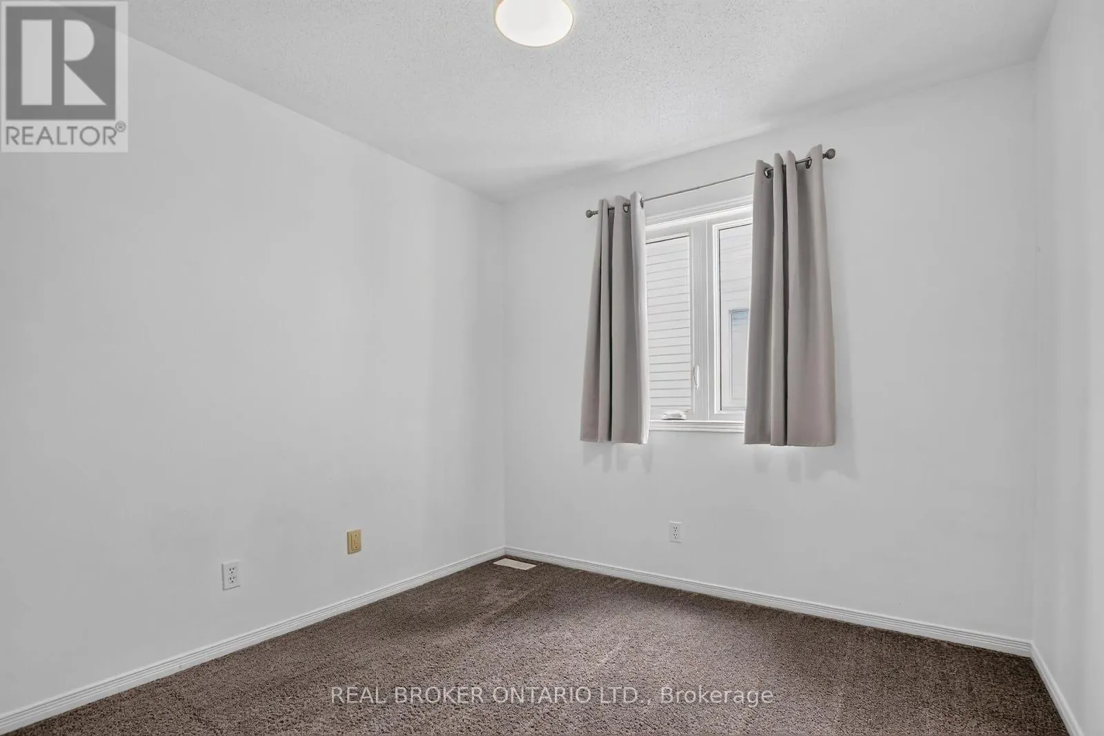 25 MORESBY DRIVE