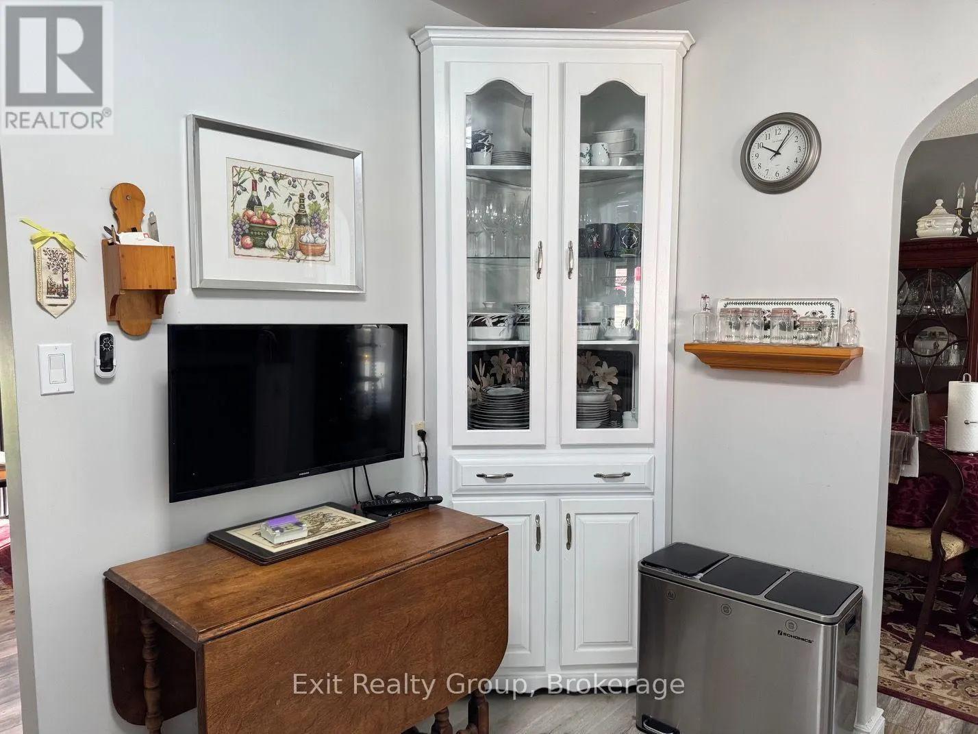 29 CHATTERTON VALLEY CRESCENT