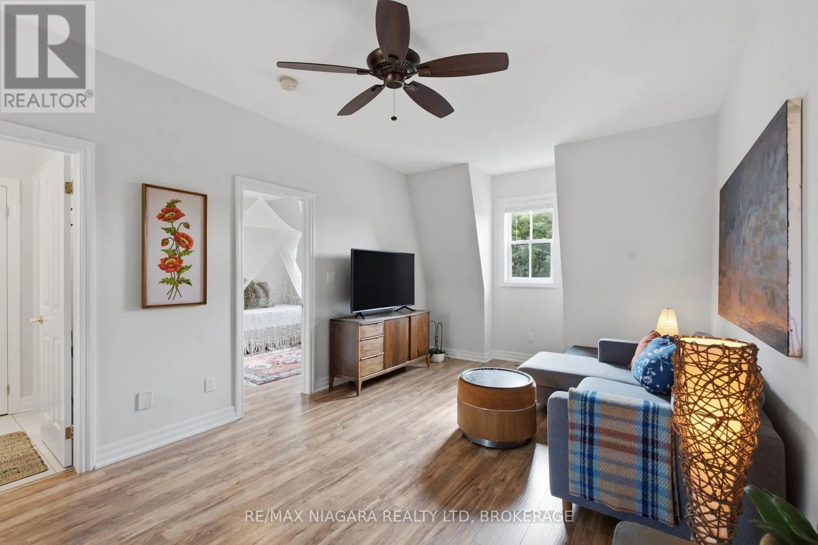 25 BALMORAL DRIVE
