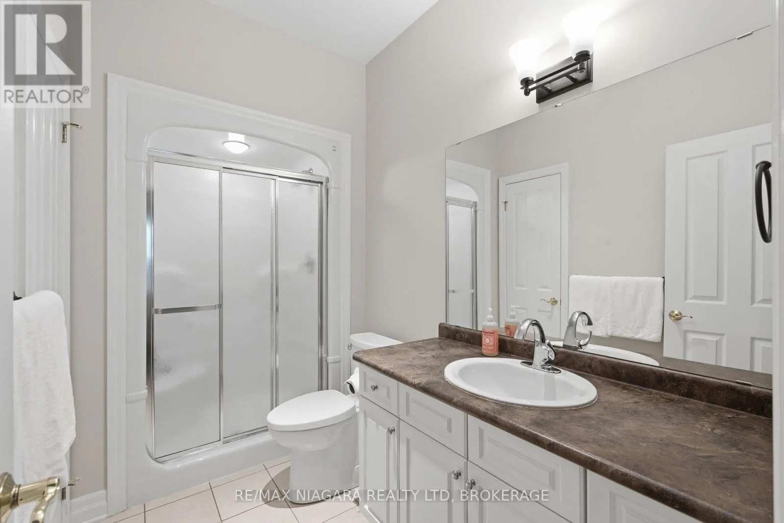 25 BALMORAL DRIVE