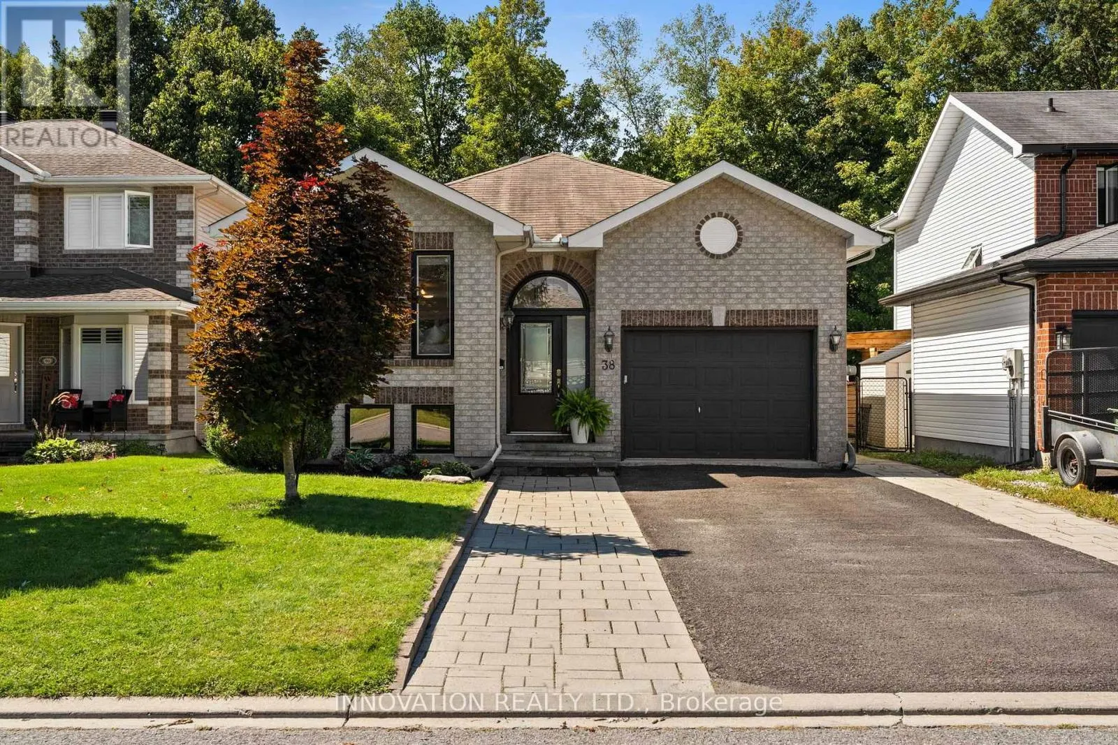 38 STEGGALL CRESCENT
