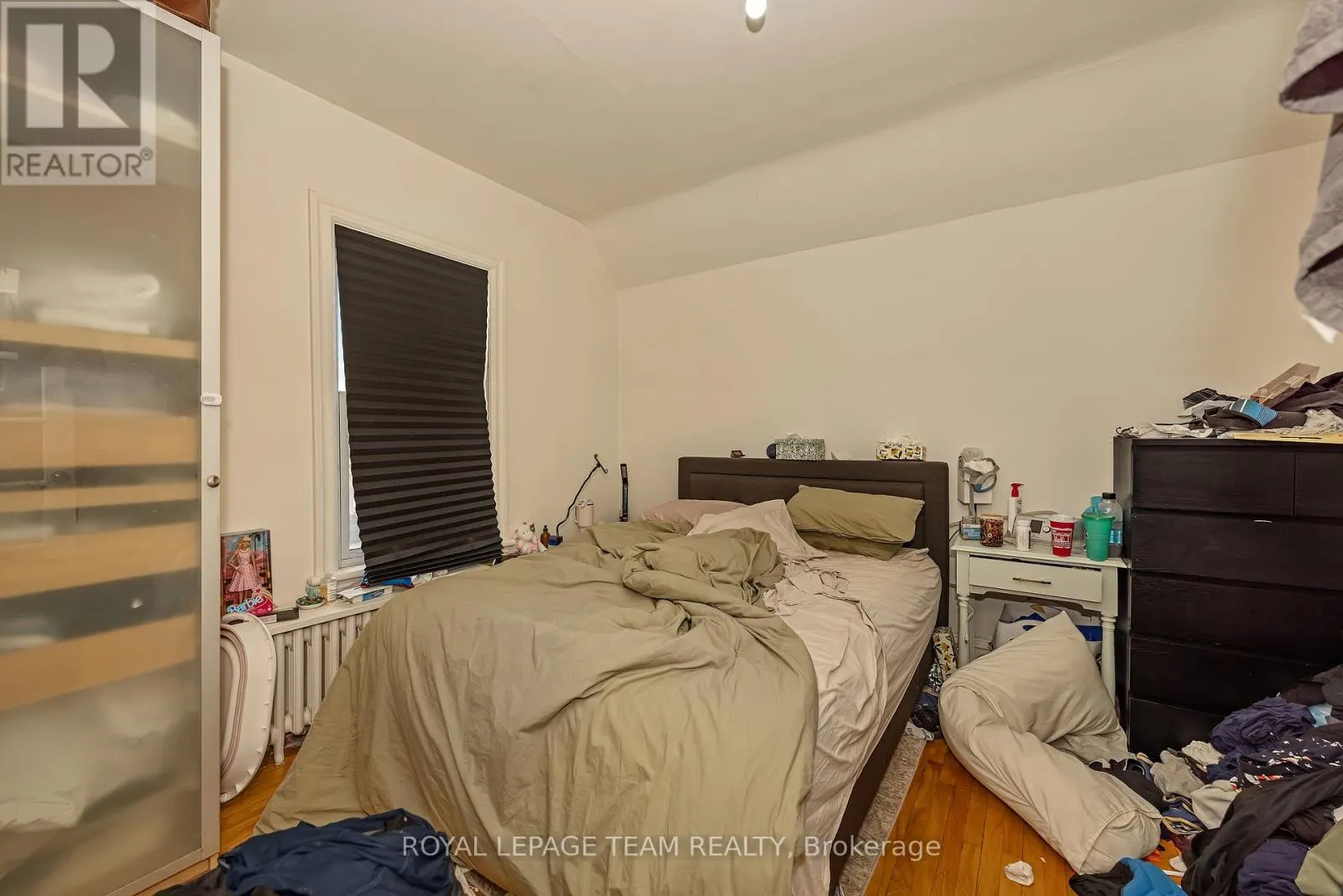 11 SHERBROOKE AVENUE