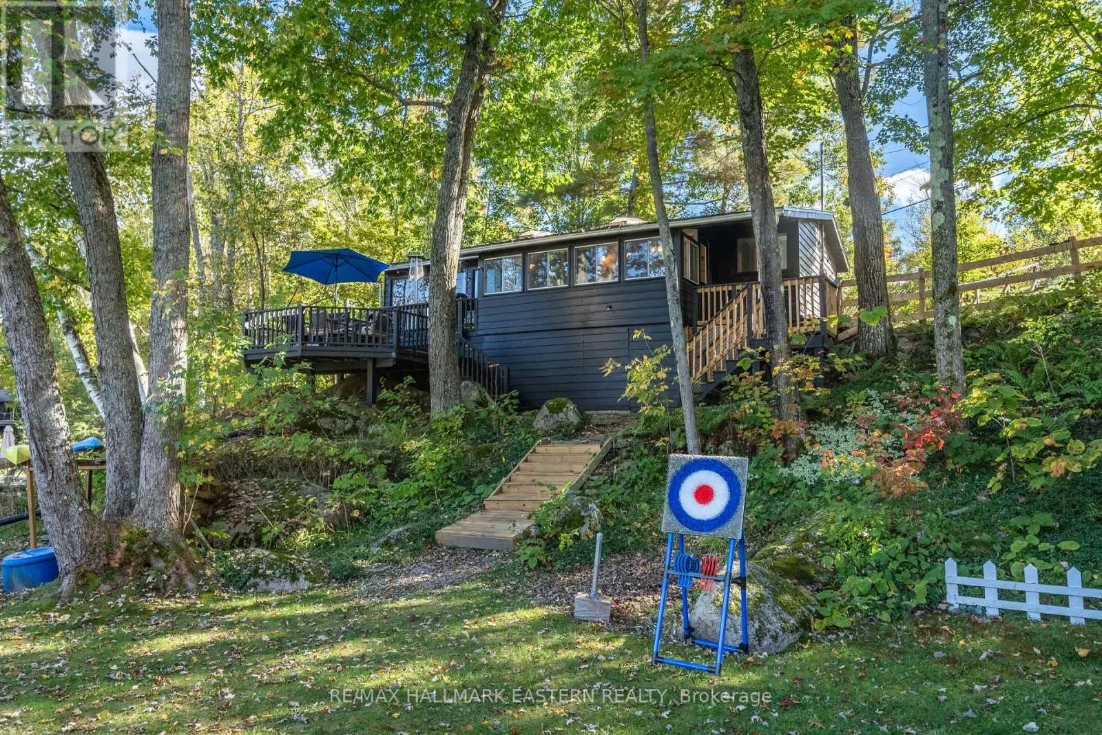 2335 LAKESIDE ROAD