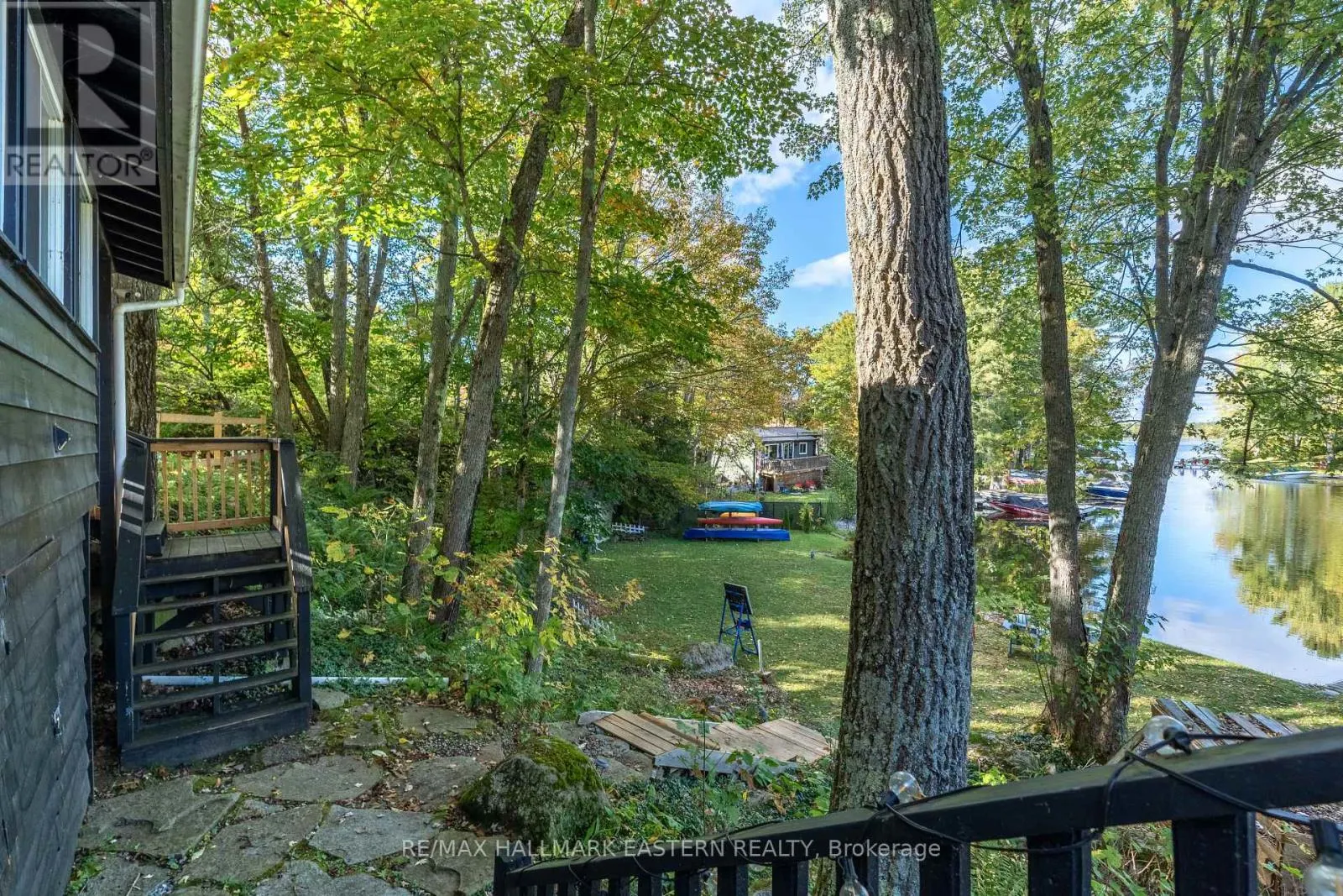 2335 LAKESIDE ROAD