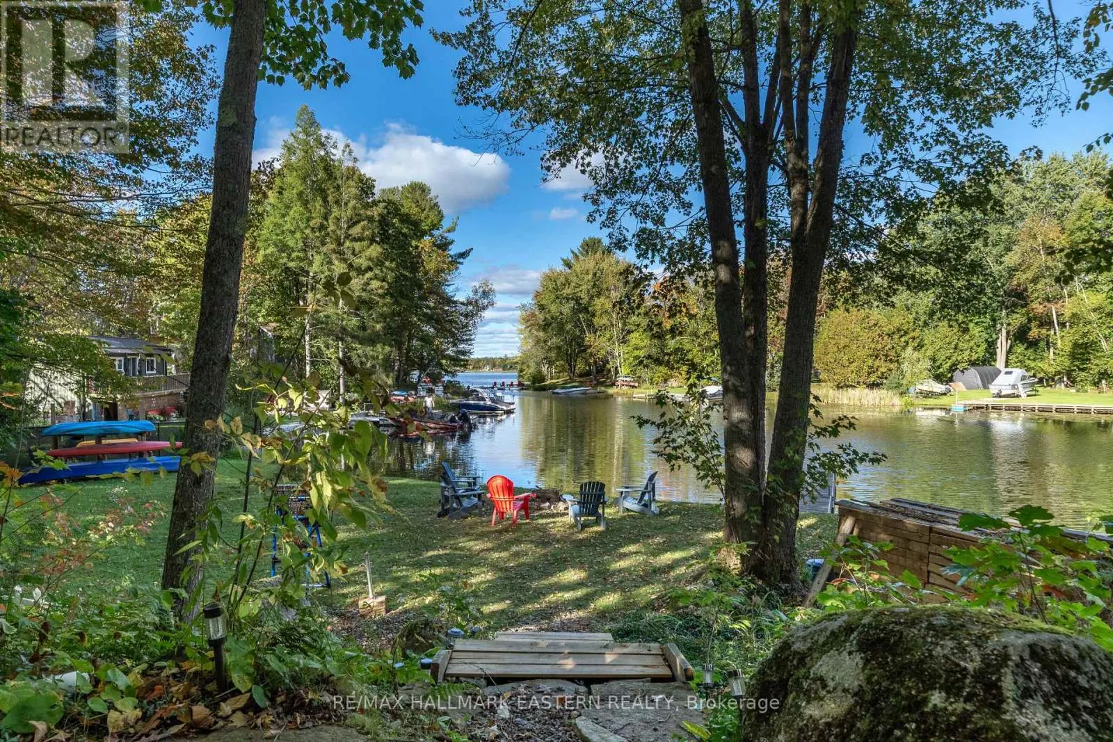 2335 LAKESIDE ROAD