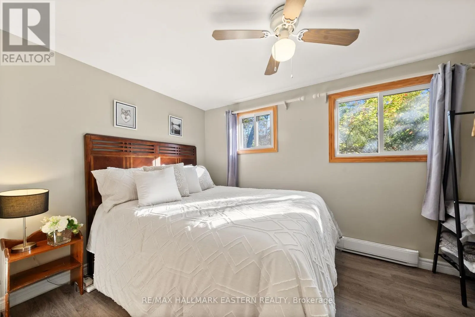 2335 LAKESIDE ROAD