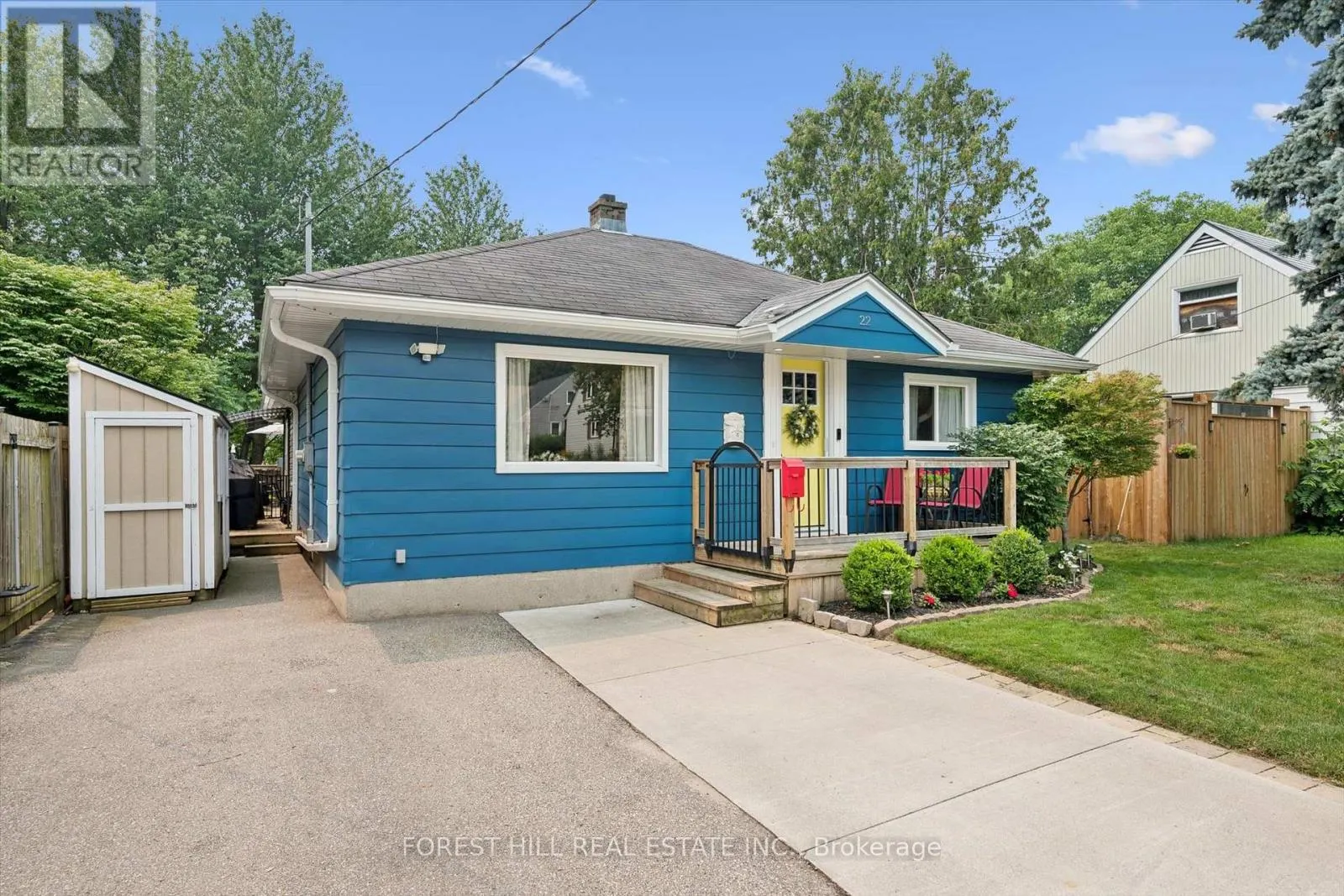 22 SLEEMAN AVENUE