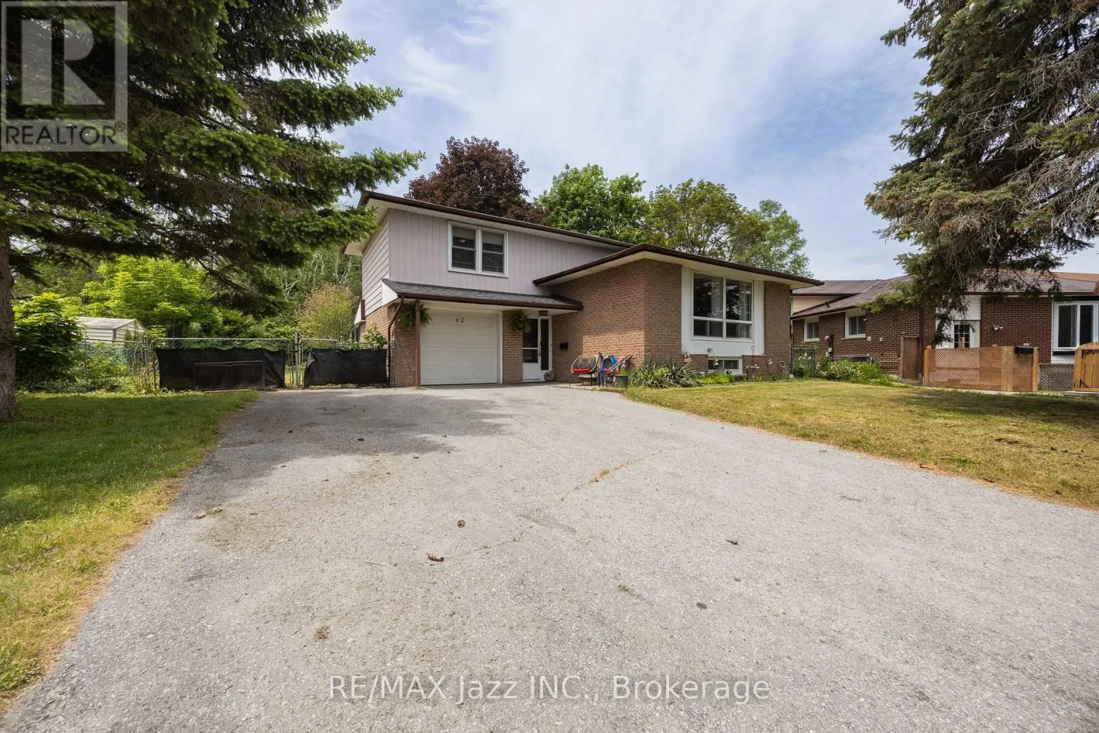 62 CROSSLEY DRIVE
