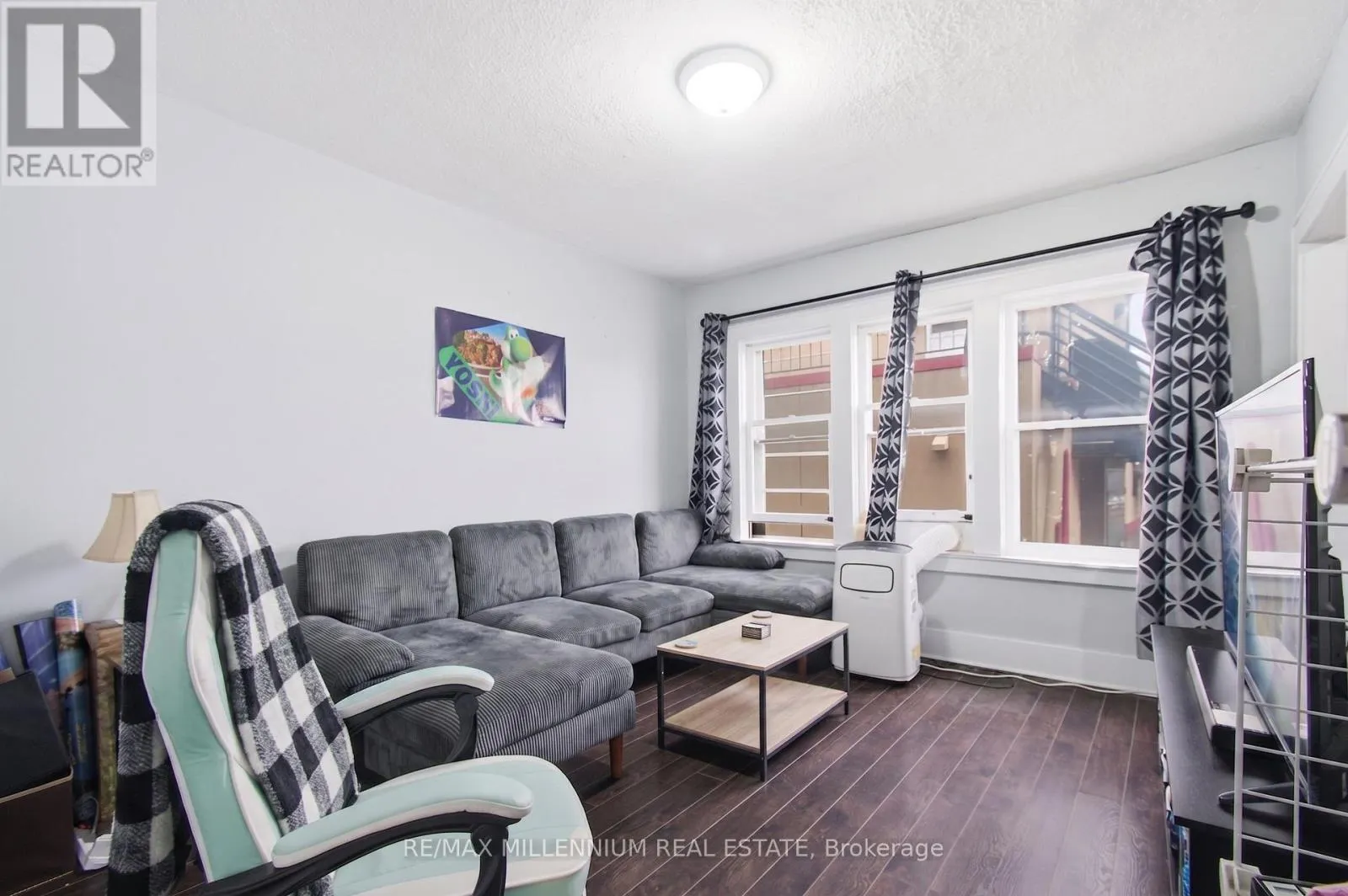 2269-71 HOWARD AVENUE