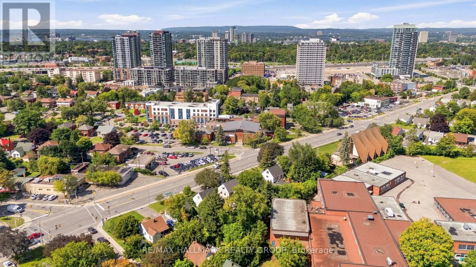 929 MERIVALE ROAD