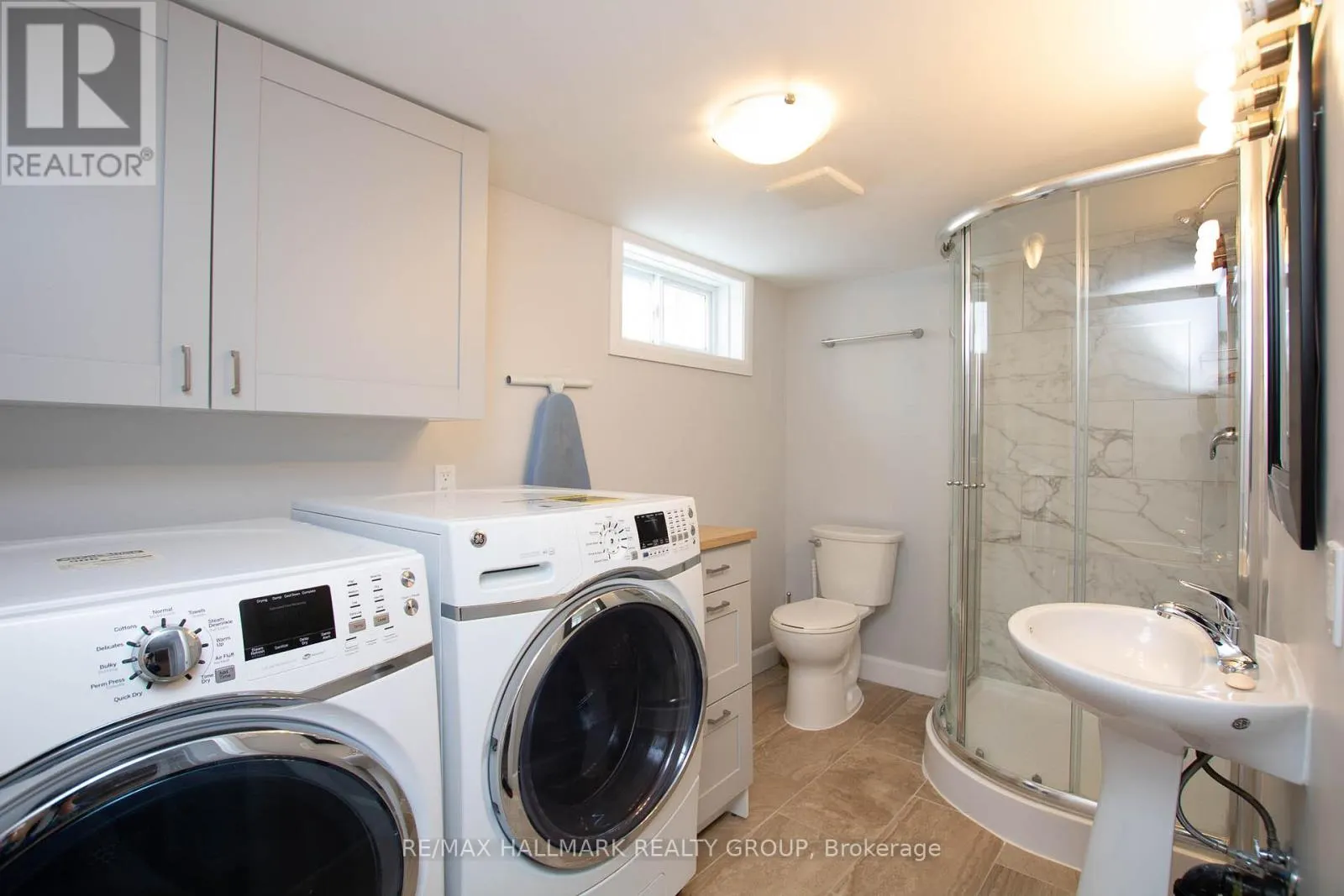 929 MERIVALE ROAD