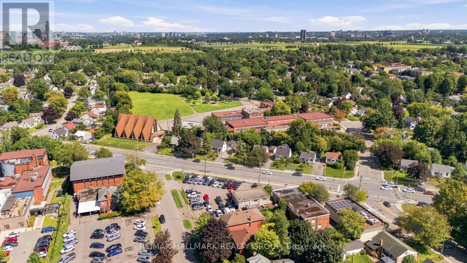 929 MERIVALE ROAD