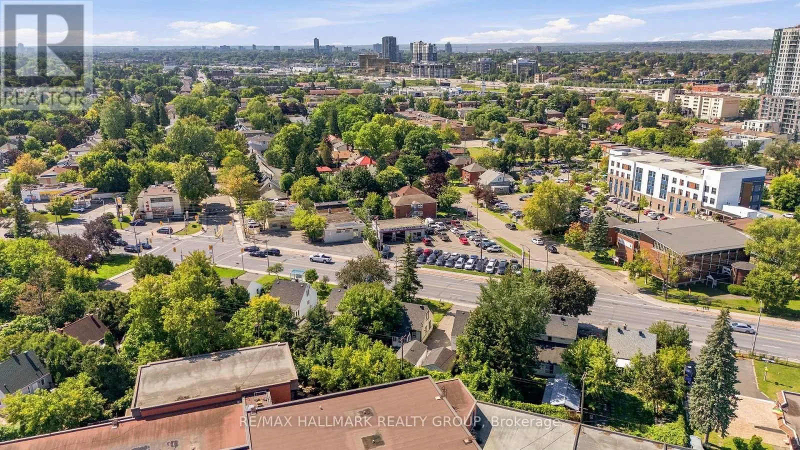 929 MERIVALE ROAD