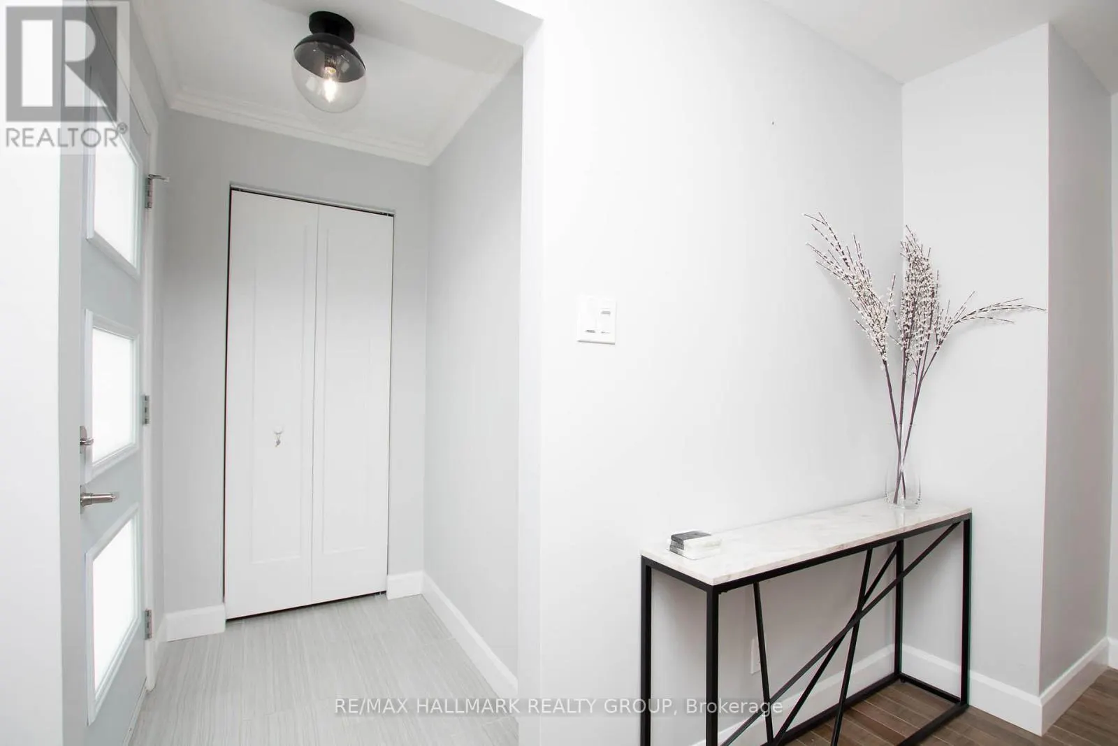 929 MERIVALE ROAD