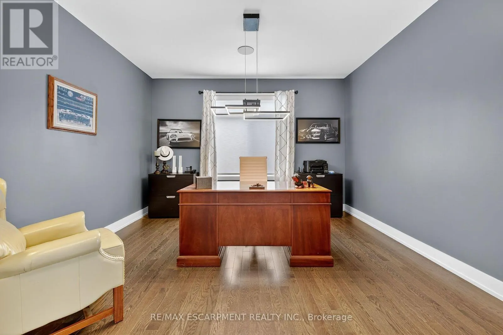 24 CHESTNUT DRIVE