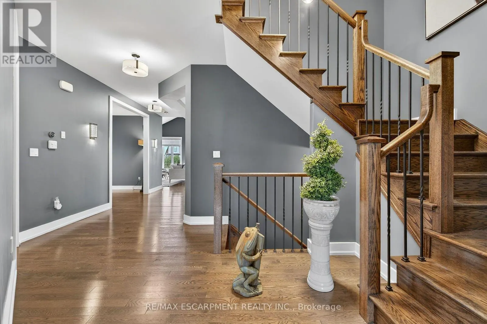 24 CHESTNUT DRIVE