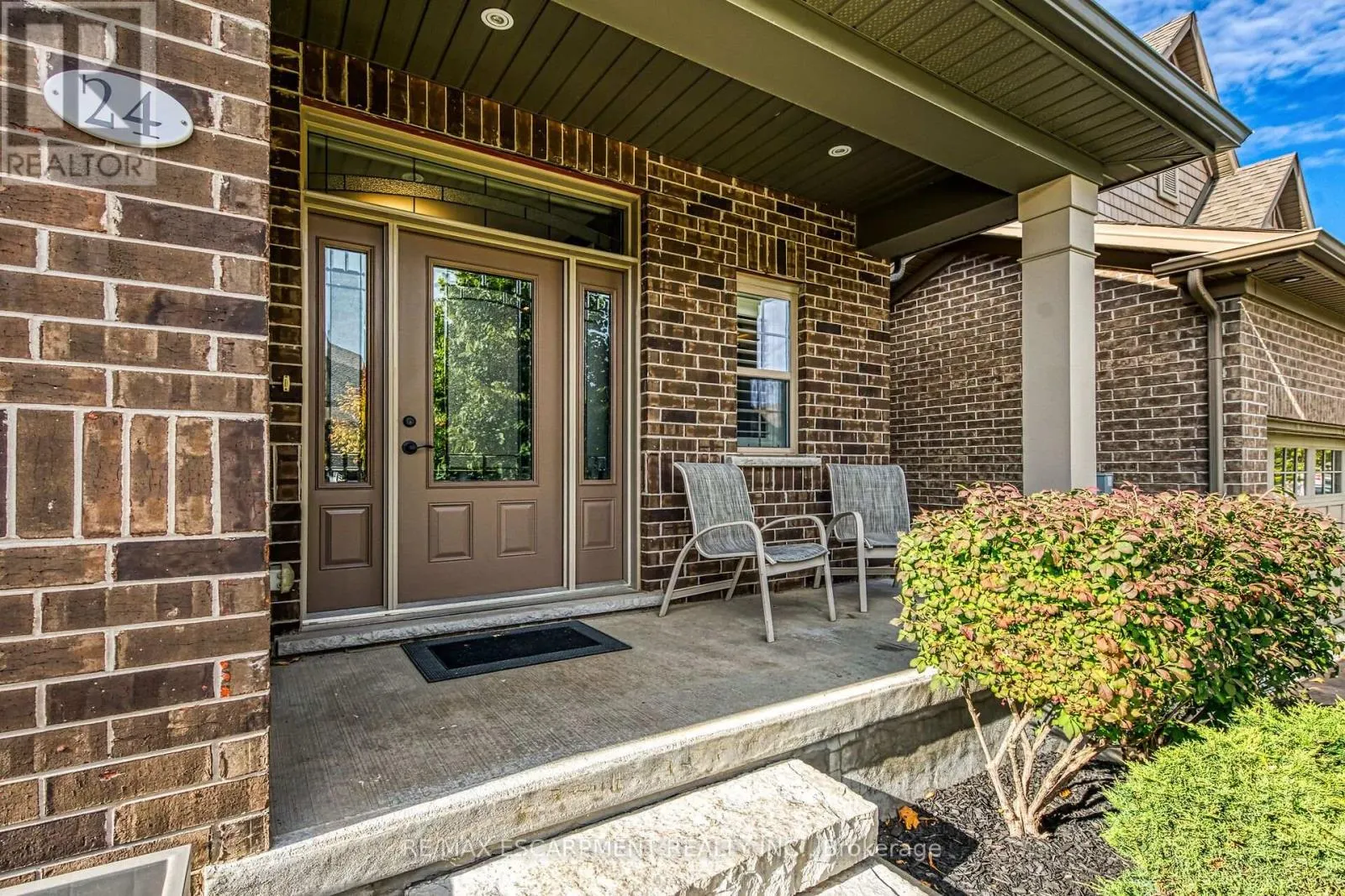 24 CHESTNUT DRIVE