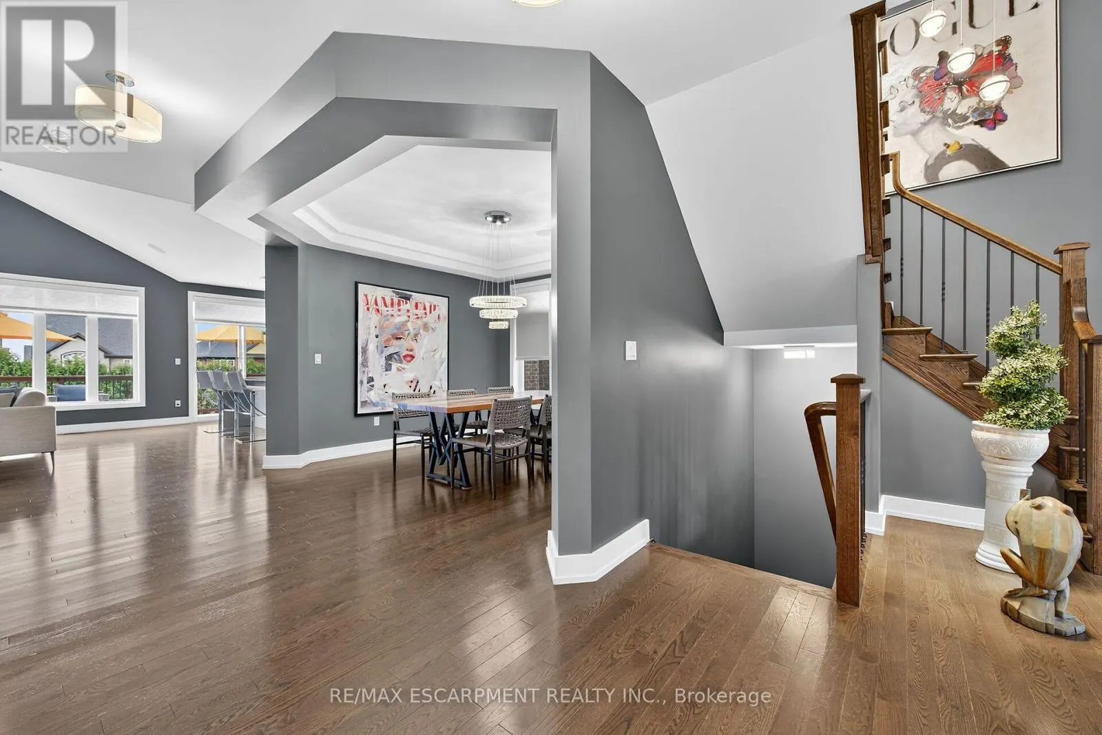 24 CHESTNUT DRIVE