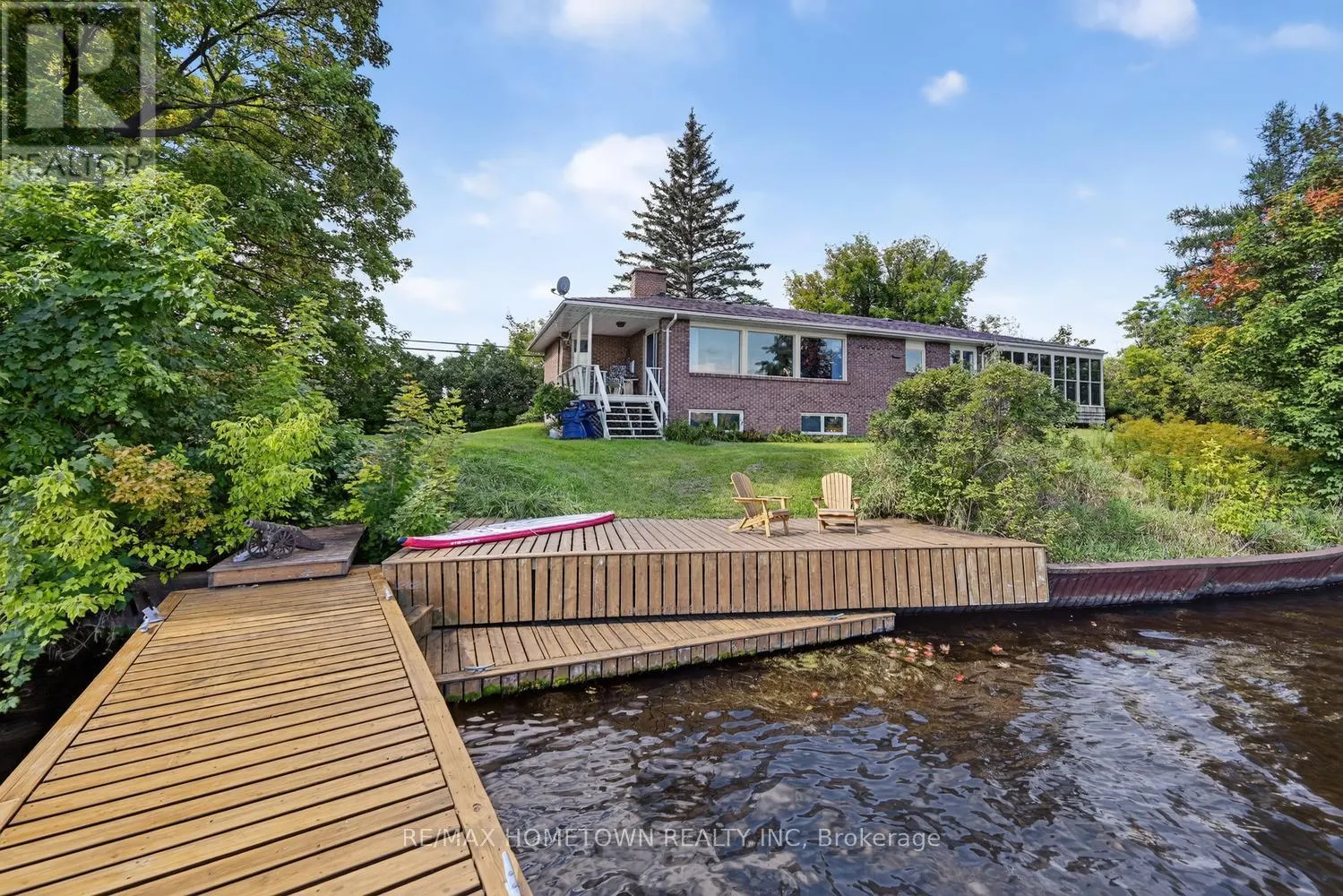 5873 RIDEAU VALLEY DRIVE N