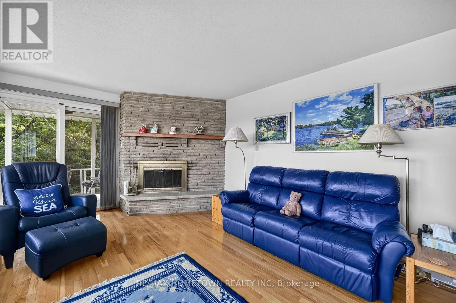 5873 RIDEAU VALLEY DRIVE N