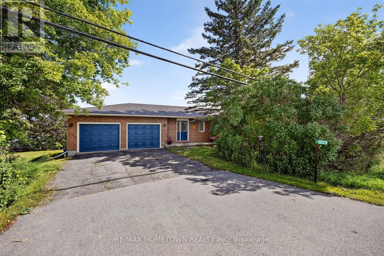 5873 RIDEAU VALLEY DRIVE N