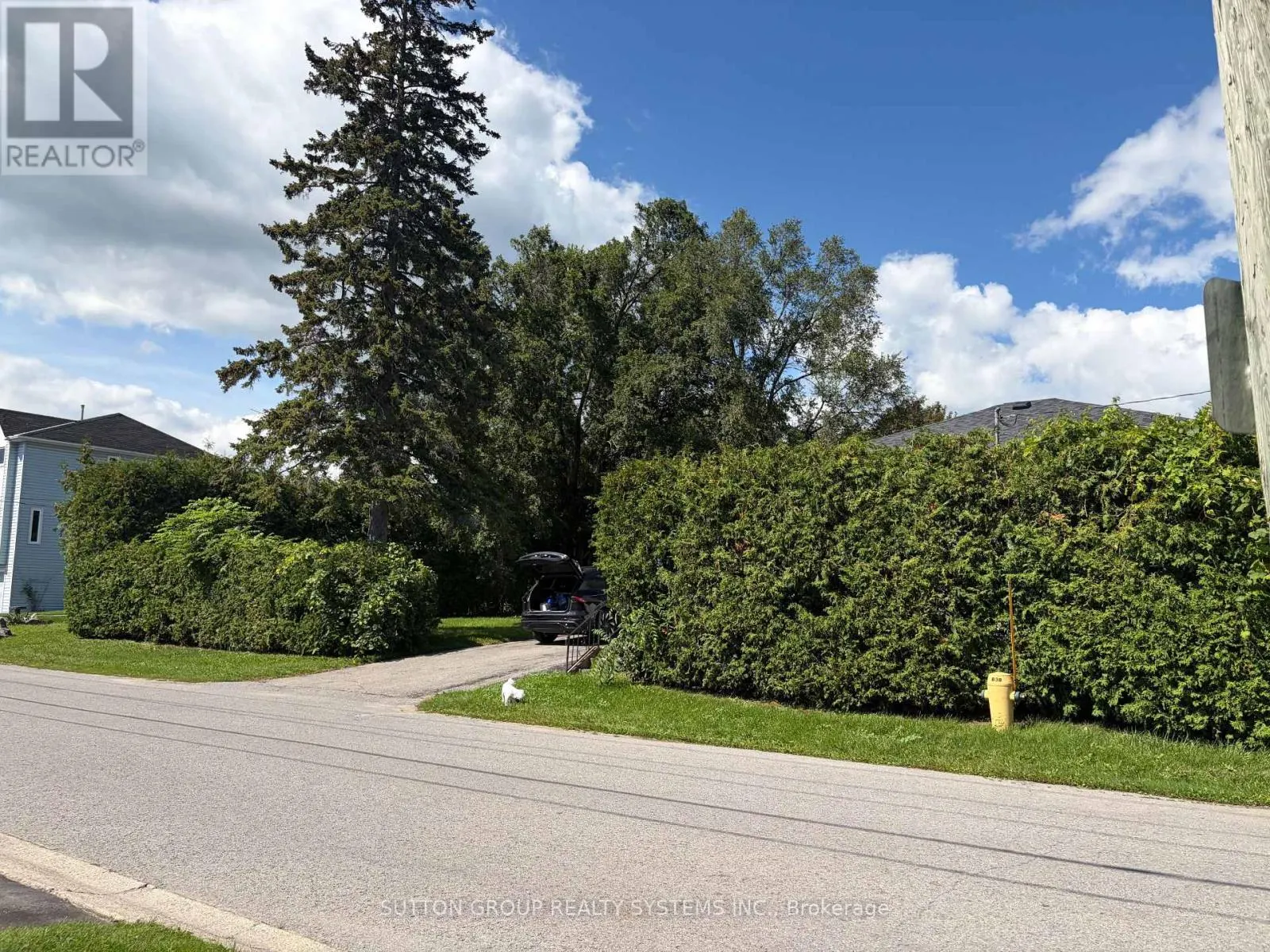 30 PERRY AVENUE