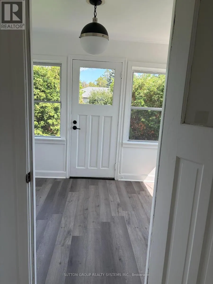 30 PERRY AVENUE