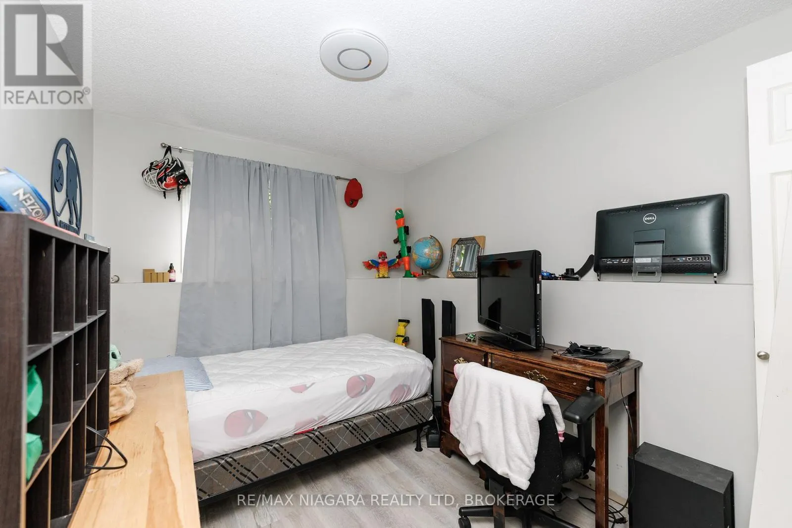 88 PLEASANT AVENUE N