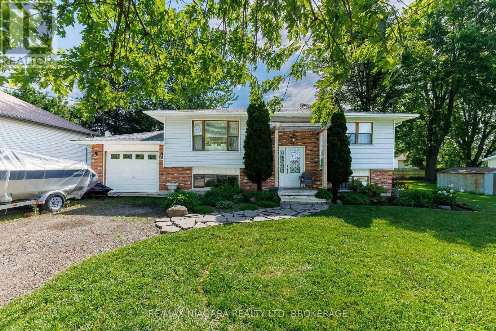 88 PLEASANT AVENUE N