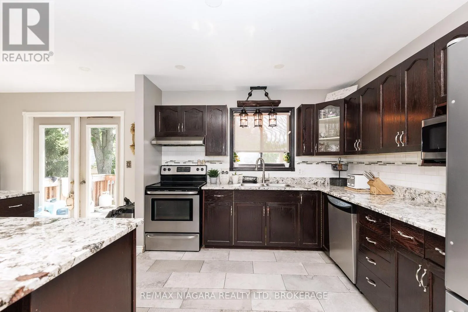 88 PLEASANT AVENUE N